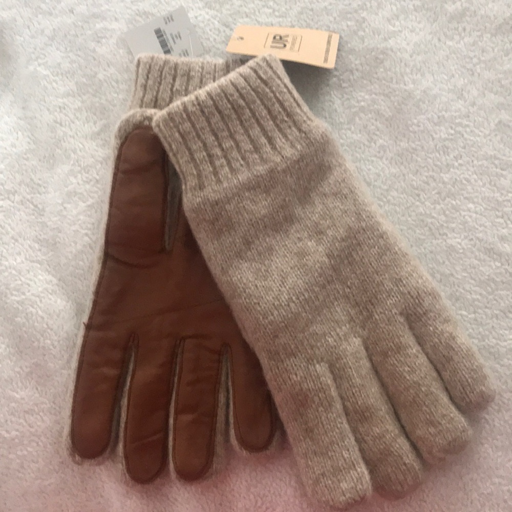 J crew wool smartphone gloves
